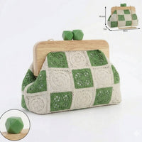 Borsa Jara a Mano Crochet con Manico in Legno e Dettagli Laccati