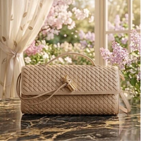 Borsa Intrecciata Donna VENERE in Ecopelle Premium – Elegante, Compatta e Versatile