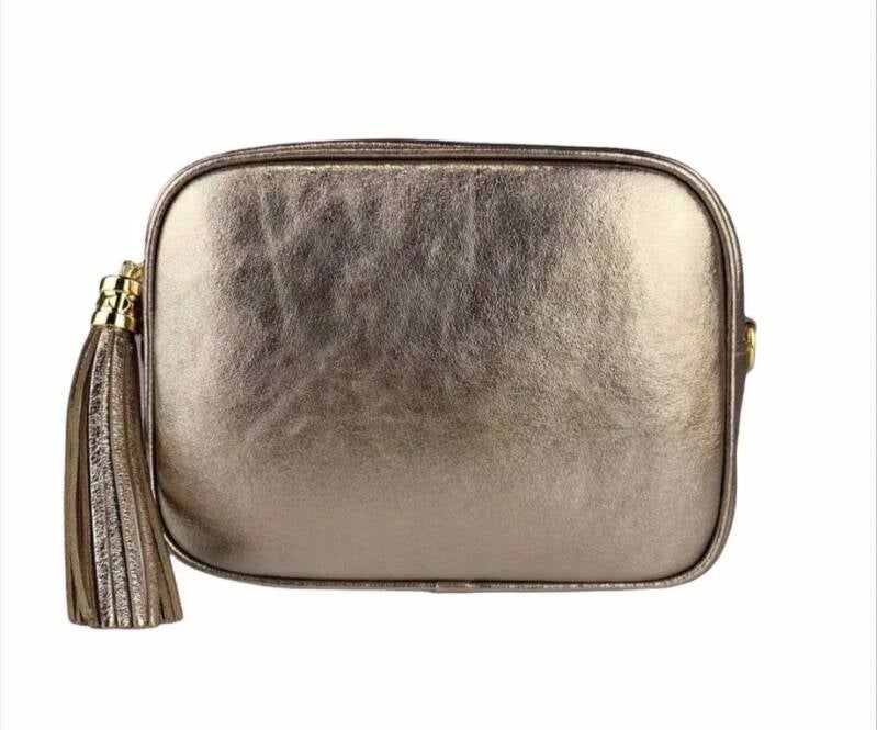 “Le Saponette – borsa in vera pelle” oppure “Borsa Le Saponette in pelle made in Italy”