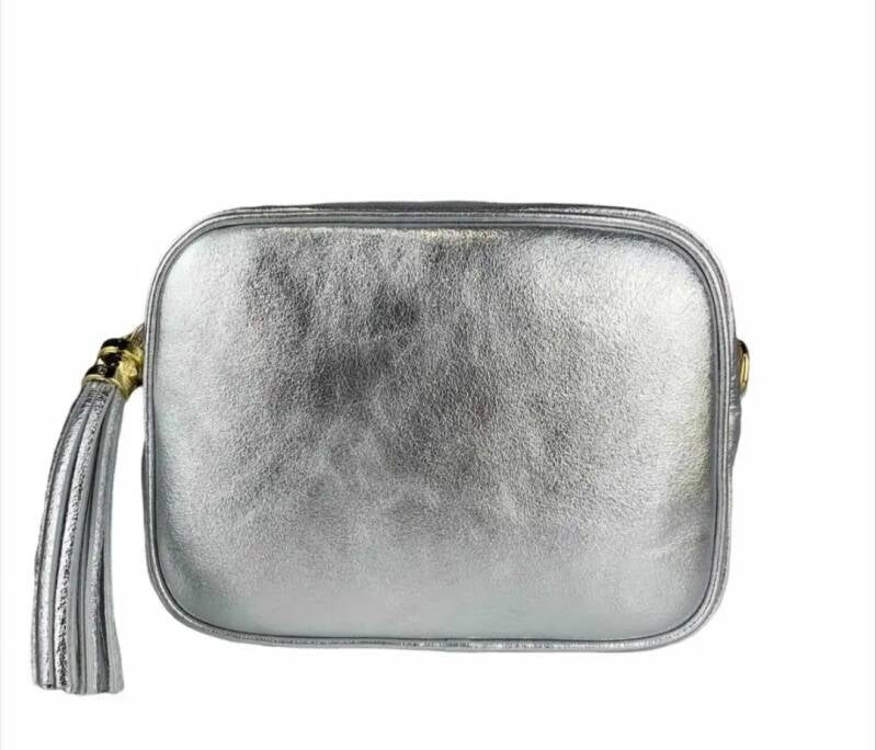 “Le Saponette – borsa in vera pelle” oppure “Borsa Le Saponette in pelle made in Italy”
