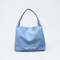 “Le Pattine - borsa da spalla con pattina in poliuretano