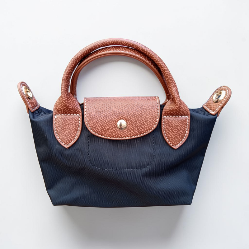 Borsa Martina AnemBags in Tela e Poliuretano con Tracolla – Compatta ed Elegante