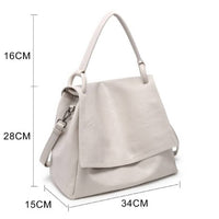 “Le Pattine - borsa da spalla con pattina in poliuretano